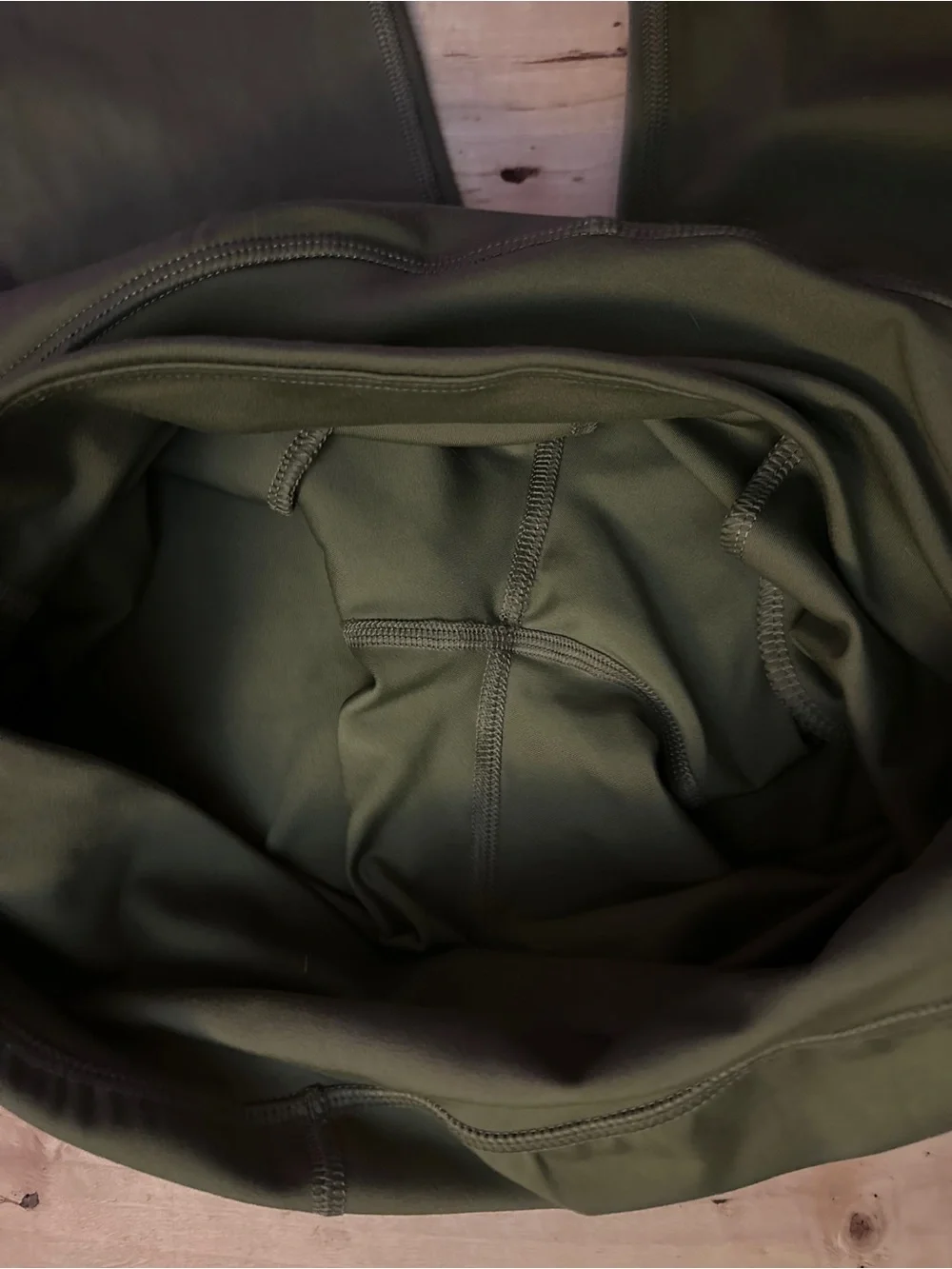 Under Armour Women’s Olive Green Performance Leggings